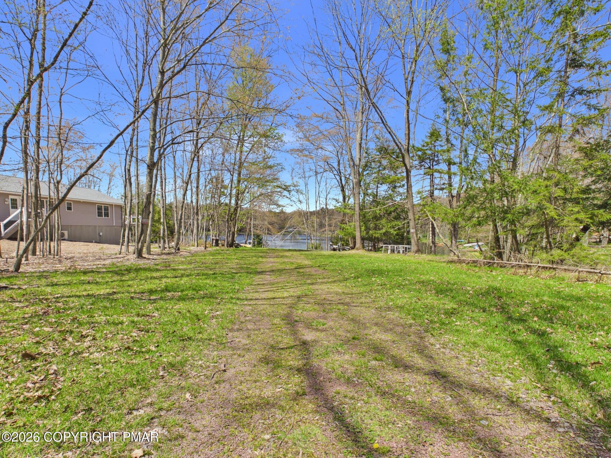 1482 Arrowhead Drive