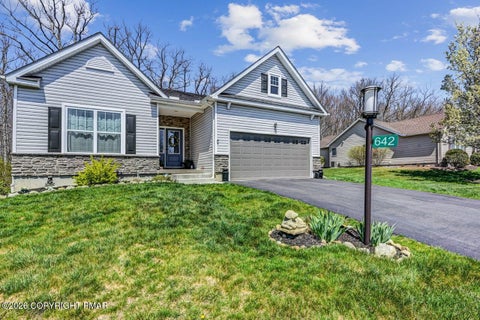 Homes For Sale - 642 W Oak Lane<br/> White Haven, PA 18661