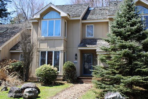 856 Crest Pines Lane Pocono Pines PA 18350