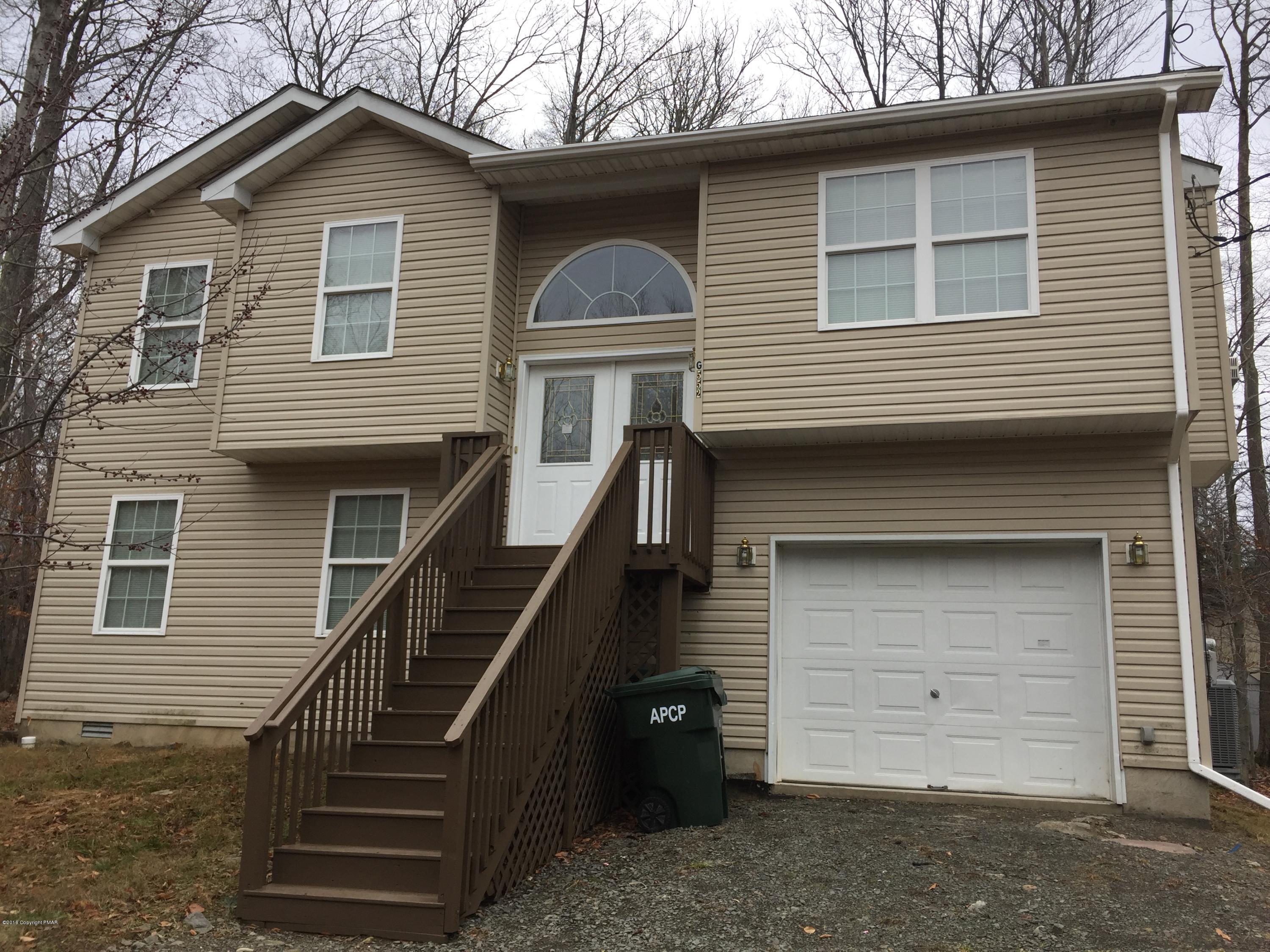 7944 Sleepy Hollow Drive, Tobyhanna, Pennsylvania image 2