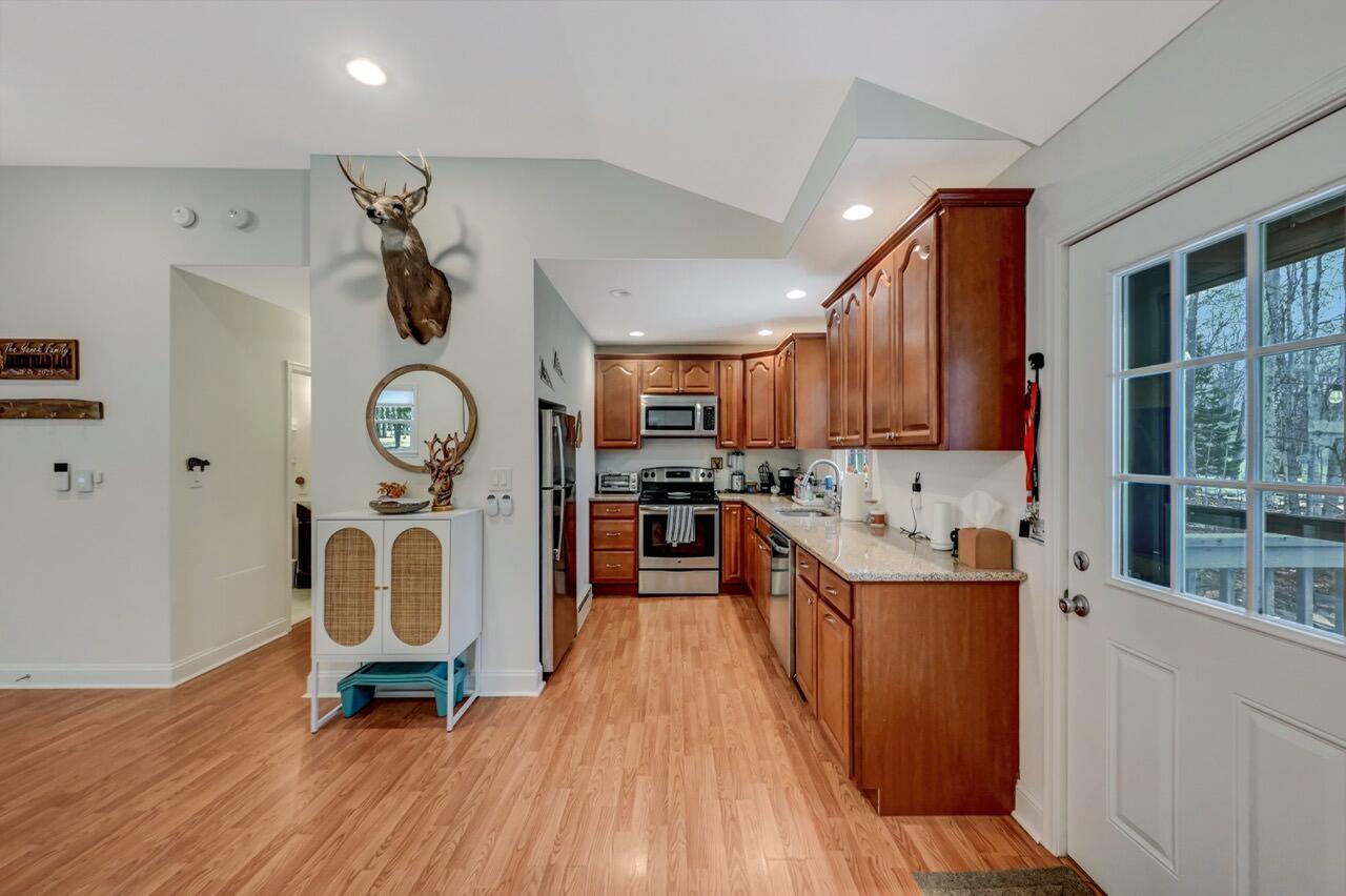 261 Delaware Trail, Pocono Lake, Pennsylvania image 23