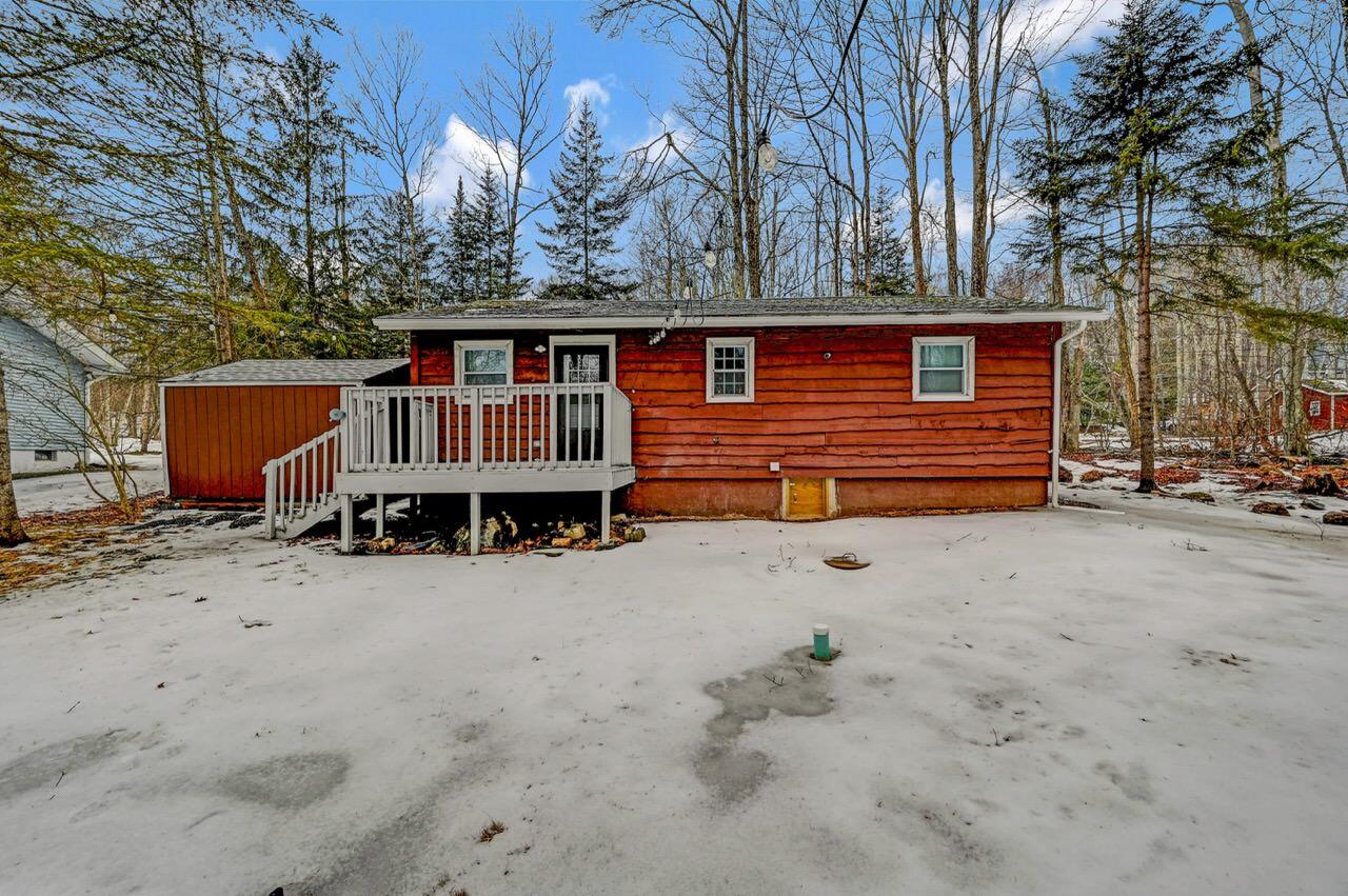 261 Delaware Trail, Pocono Lake, Pennsylvania image 8