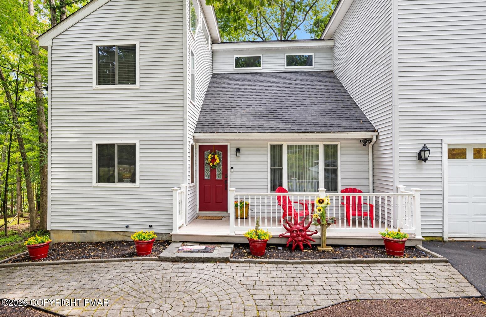 203 St Andrews Drive