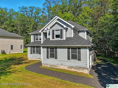 Homes For Sale - 190 Sandlewood Drive<br/> East Stroudsburg, PA 18301