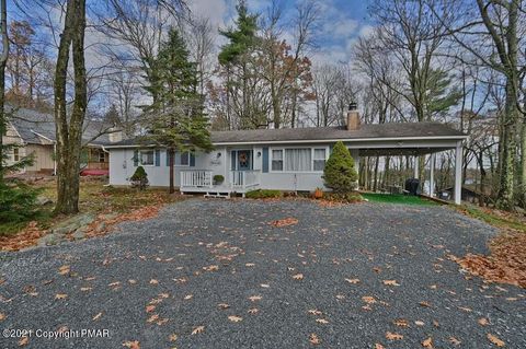 36 MAPLEWOOD Road Lake Harmony PA 18624