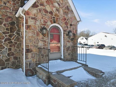 Homes For Sale - 225 Claremont Avenue<br/> Tamaqua, PA 18252