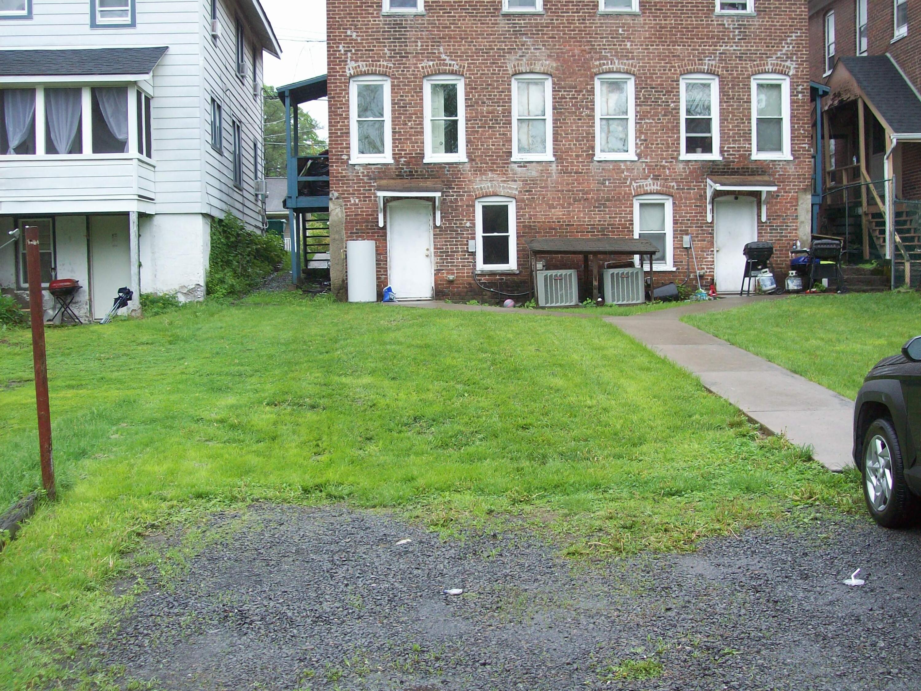 495 N North Courtland st Street