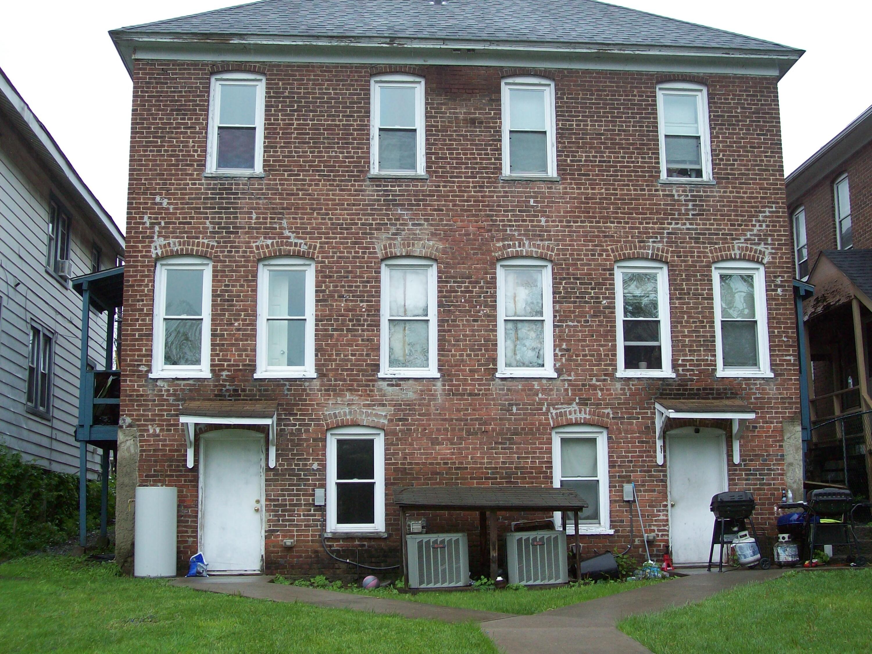 495 N North Courtland st Street