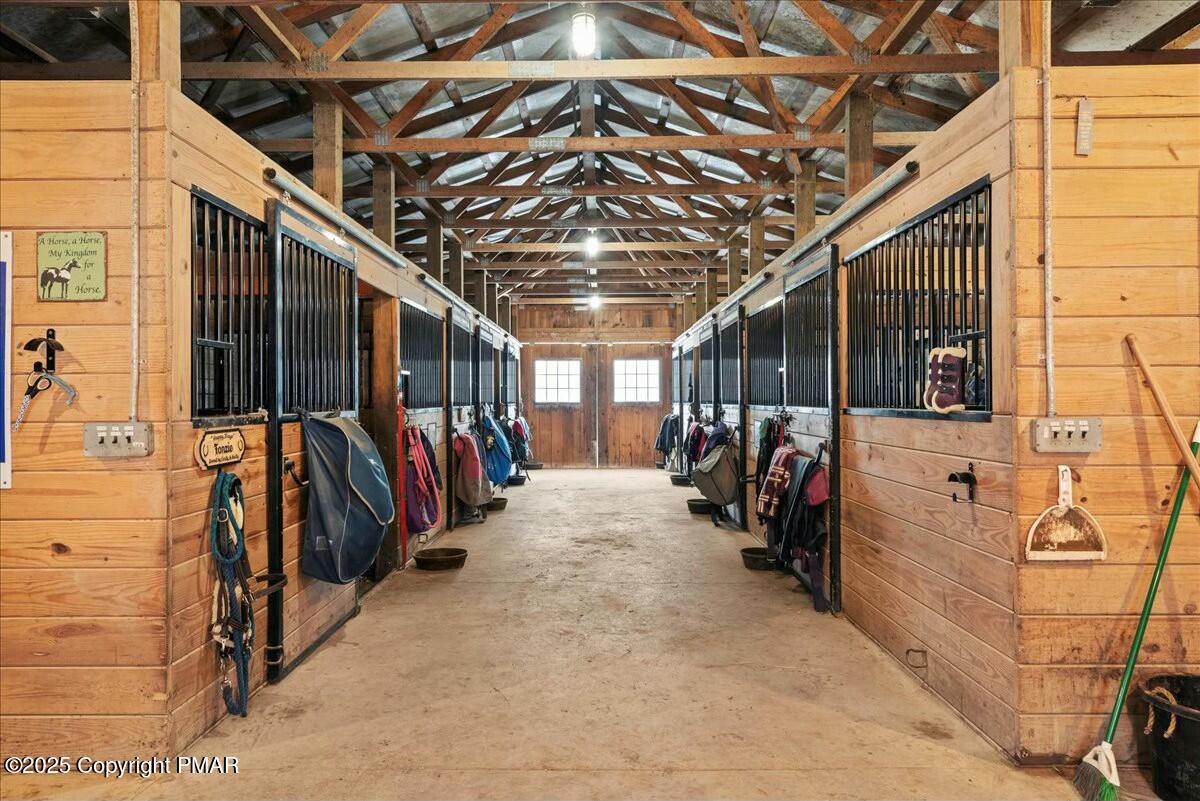 122 Barn Swallow Lane, Cresco, Pennsylvania image 15