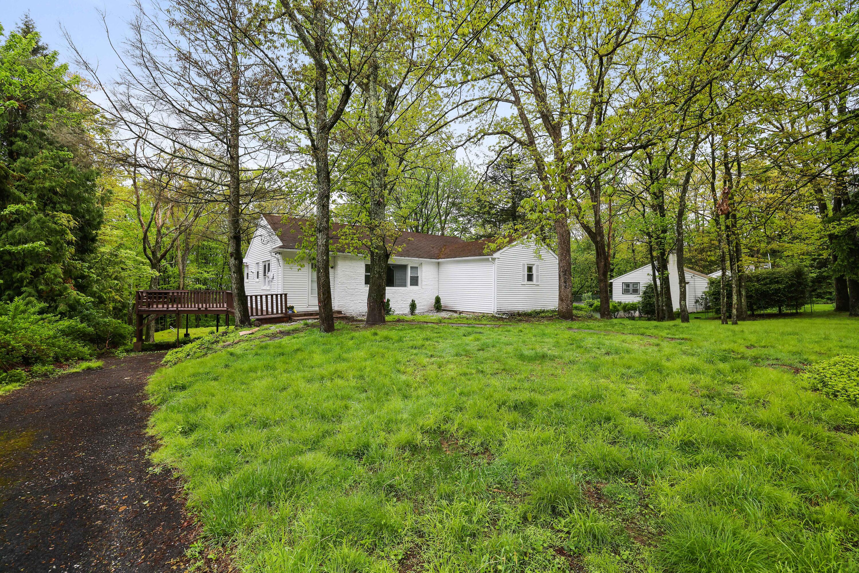 115 Knob Road, Mount Pocono, Pennsylvania image 2