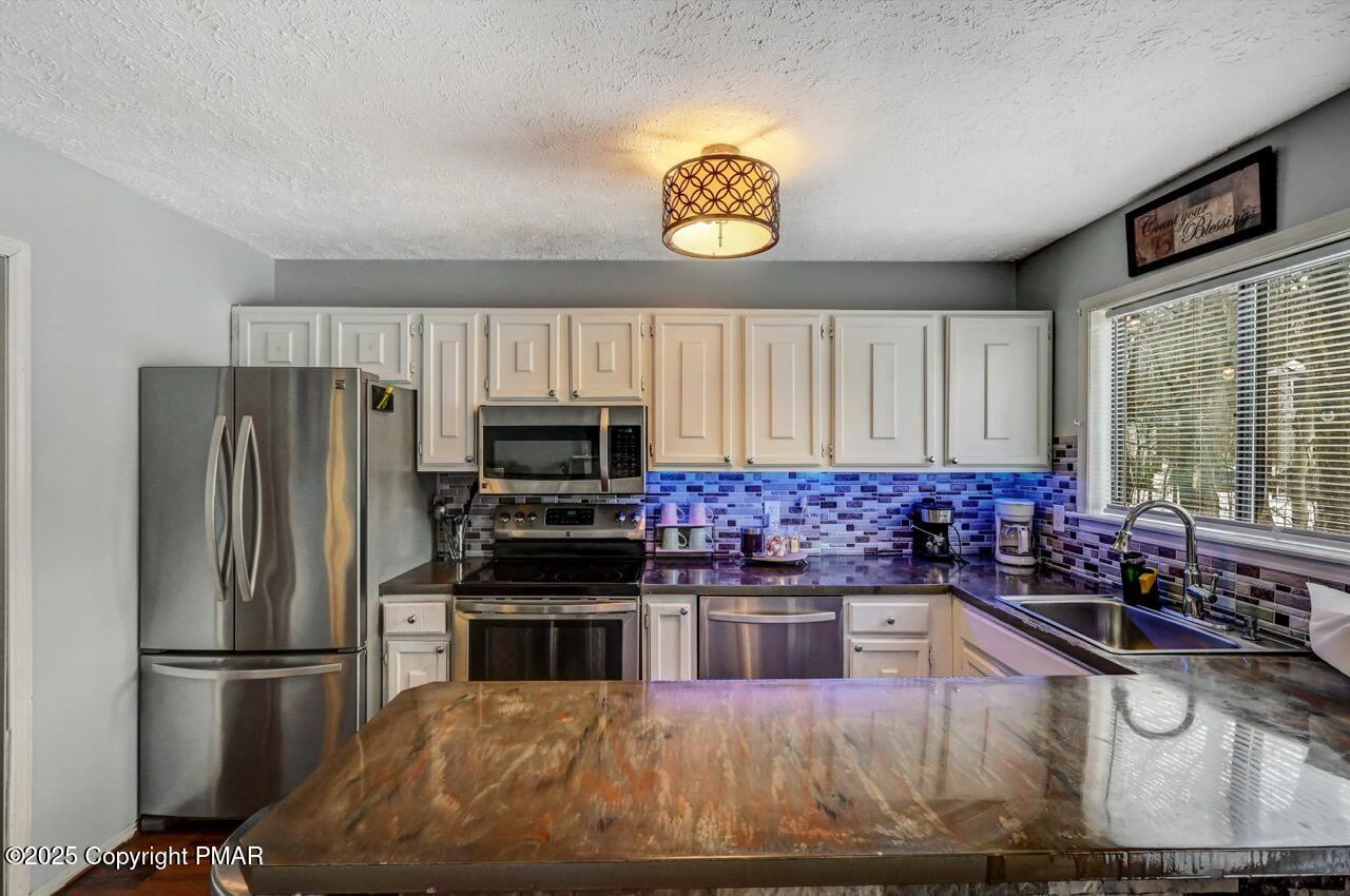 1379 Winding Way, Tobyhanna, Pennsylvania image 17