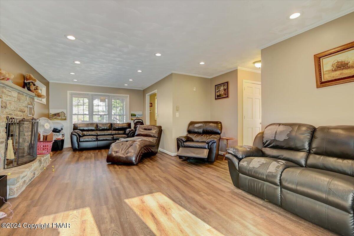 154 Elgin Way, Bushkill, Pennsylvania image 5