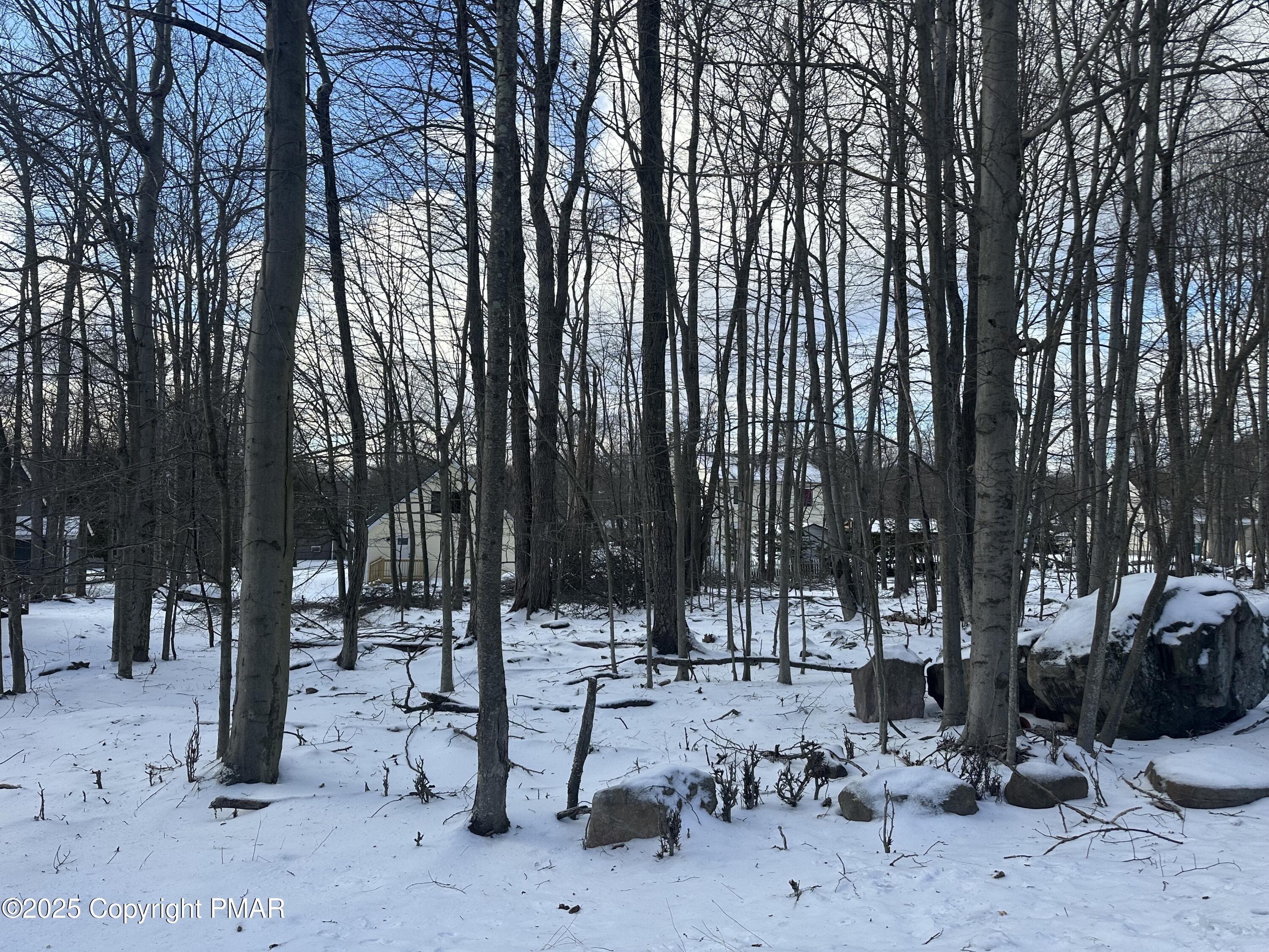 8122 Shadow Terrace, Tobyhanna, Pennsylvania image 3