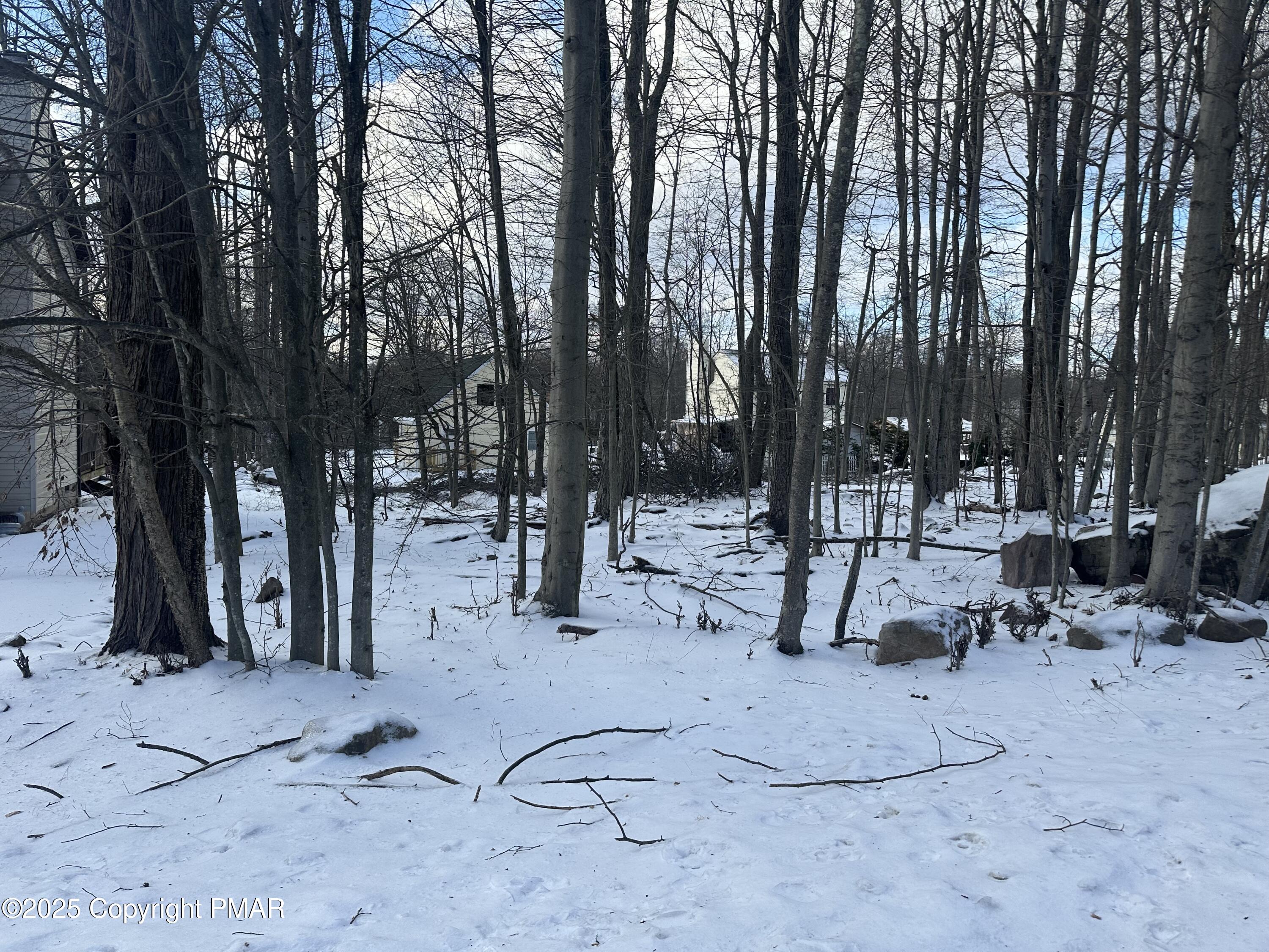8122 Shadow Terrace, Tobyhanna, Pennsylvania image 1