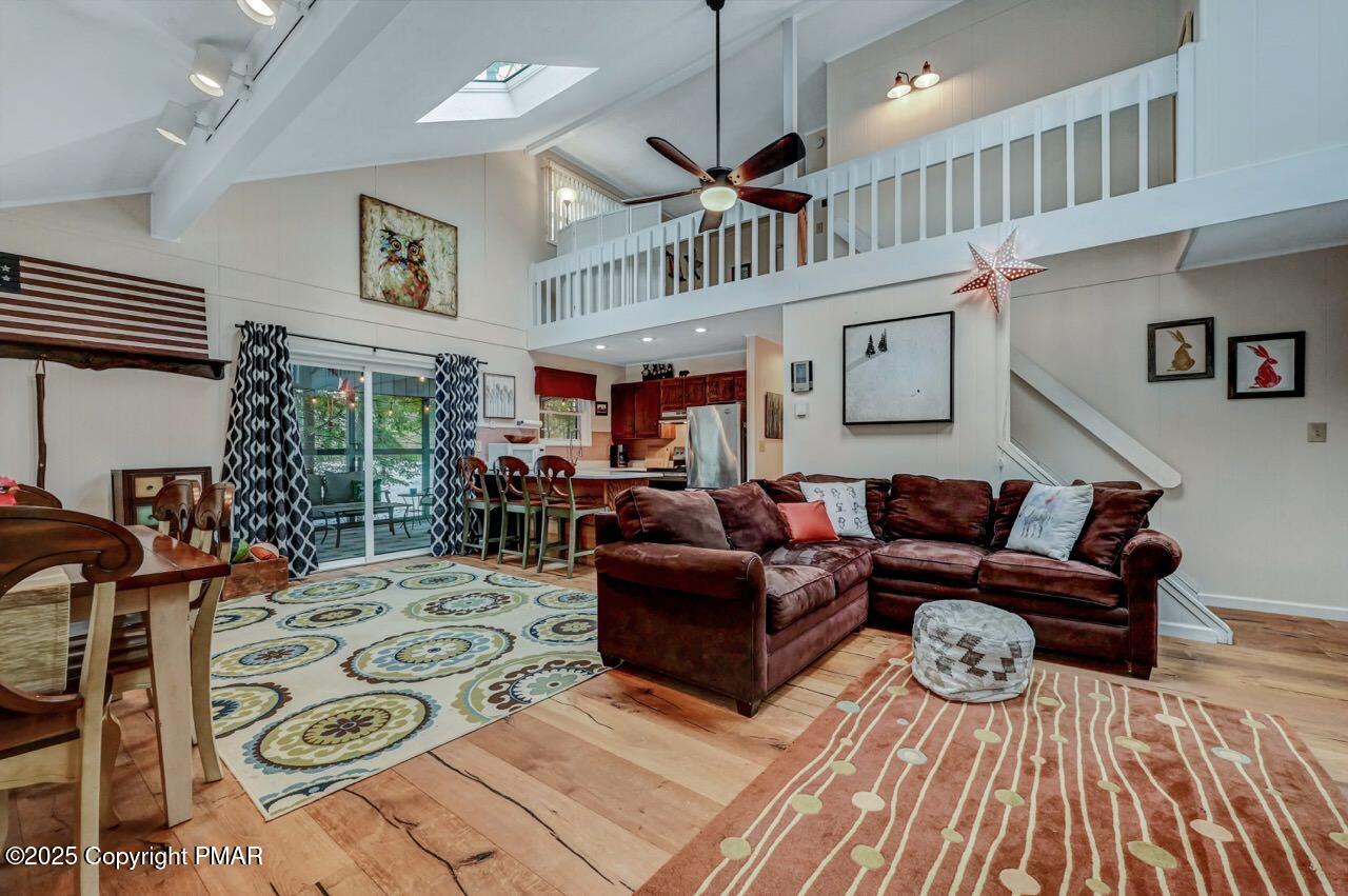 1527 Crestview Lane, Pocono Pines, Pennsylvania image 5
