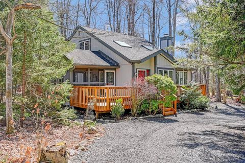 1527 Crestview Lane Pocono Pines PA 18350