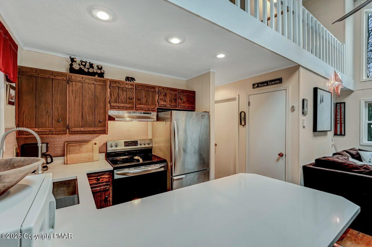 1527 Crestview Lane, Pocono Pines, Pennsylvania image 12