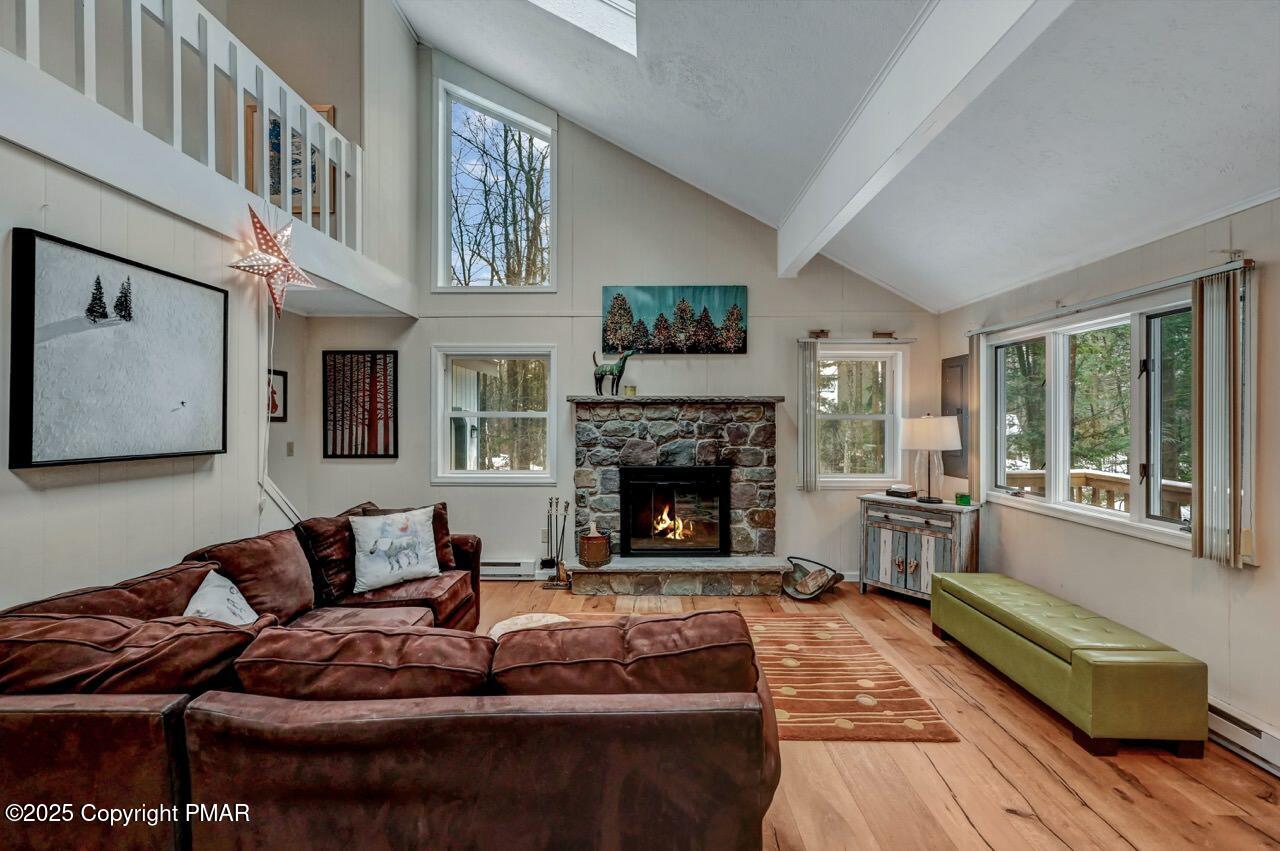 1527 Crestview Lane, Pocono Pines, Pennsylvania image 7