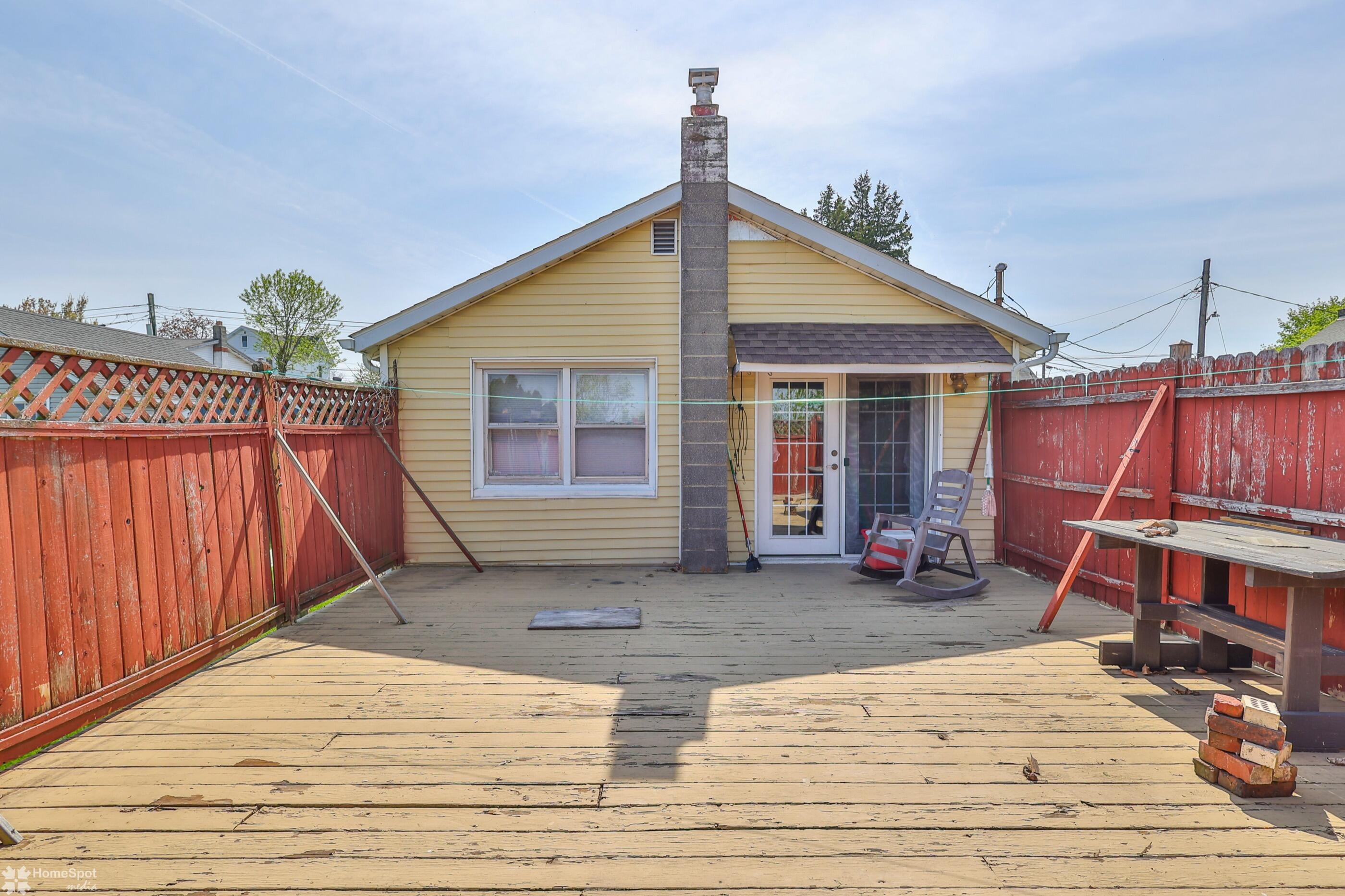 2316 N Apple Street, Whitehall, Pennsylvania image 32
