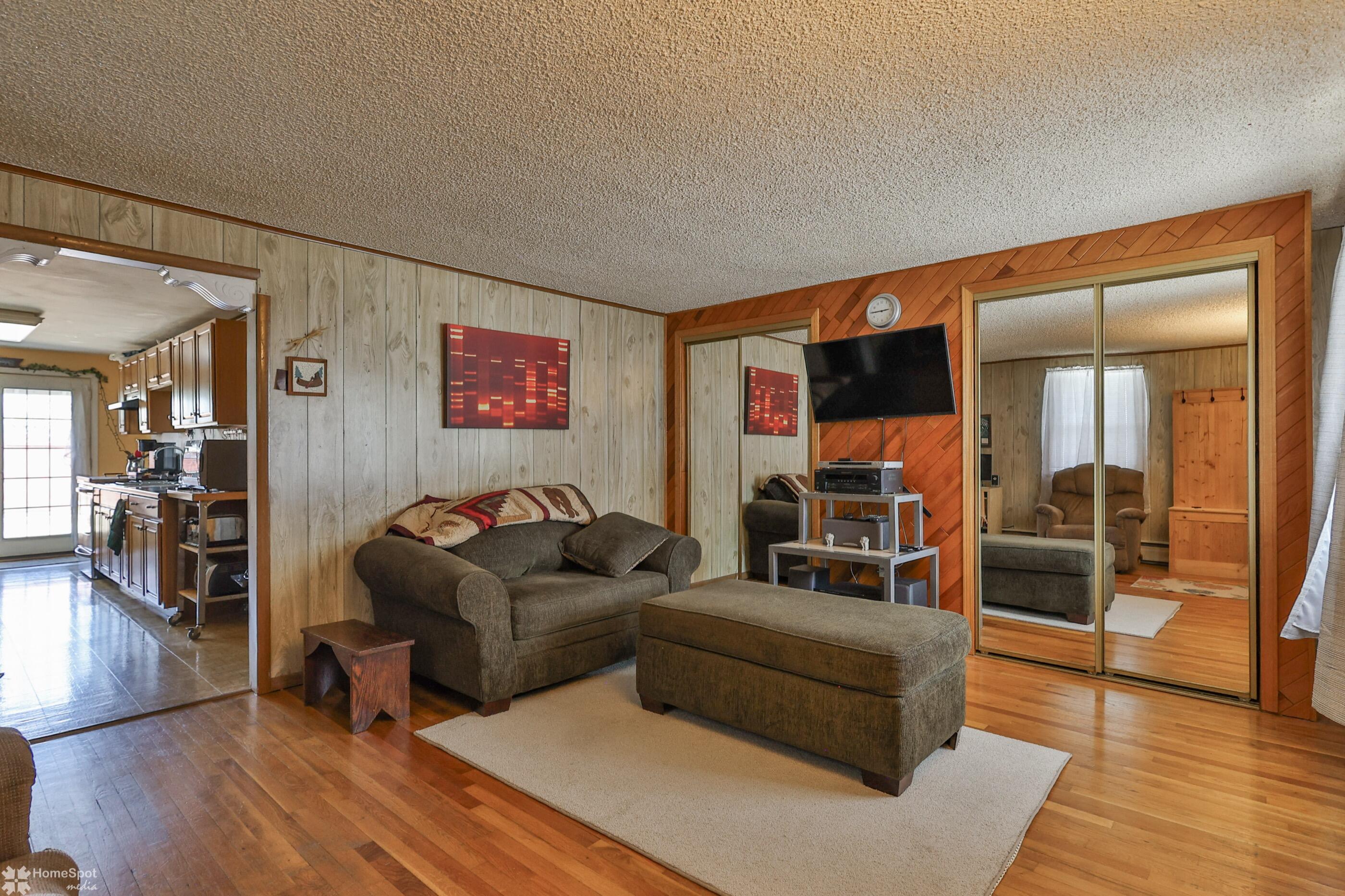 2316 N Apple Street, Whitehall, Pennsylvania image 9