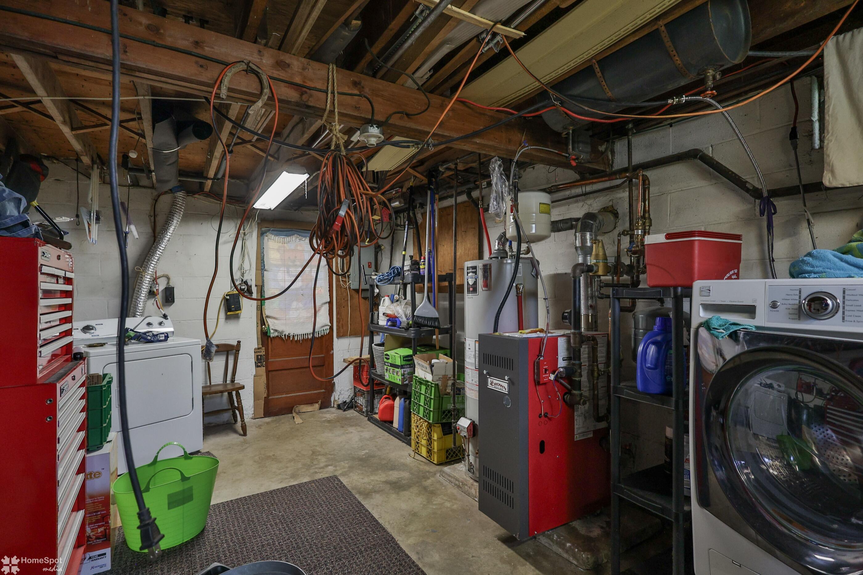 2316 N Apple Street, Whitehall, Pennsylvania image 35
