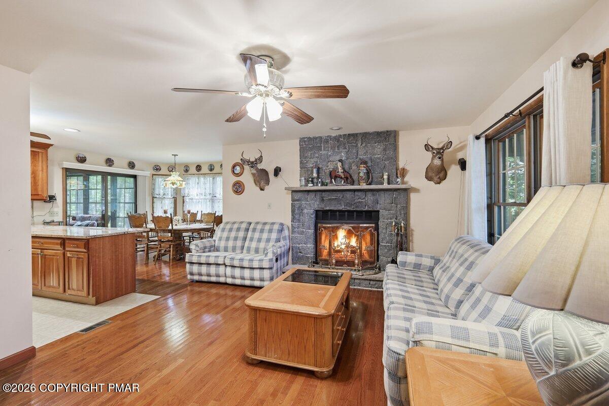 425 Underhill Drive