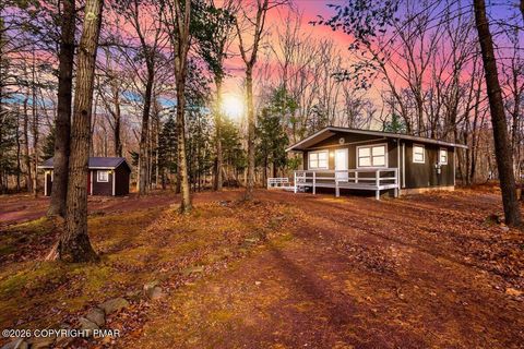 Apartment For Sale - 1665 Lake Lane<br/> Monroe County, Pocono Lake, PA 18347