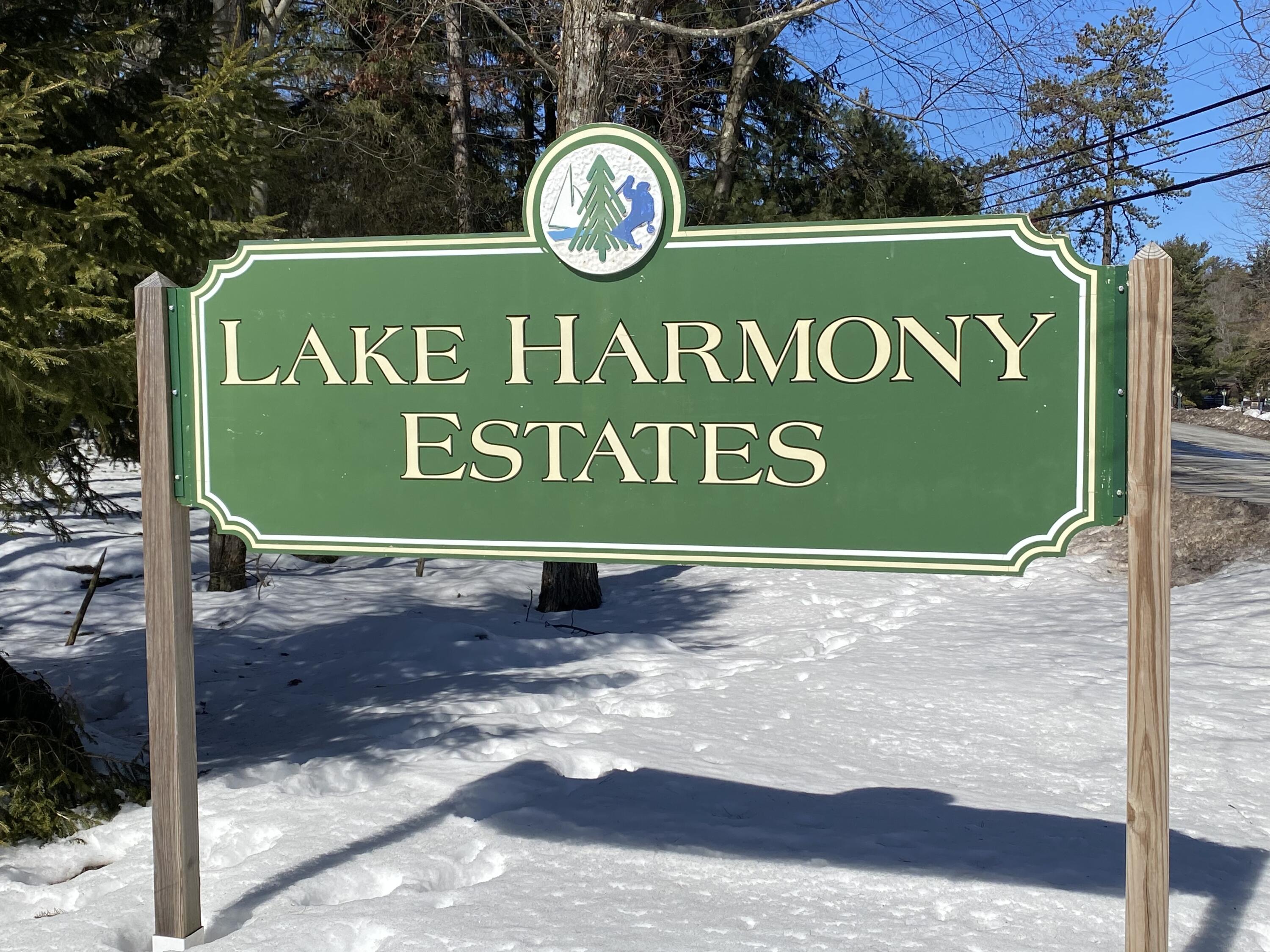 58 Pineknoll Drive, Lake Harmony, Pennsylvania image 34