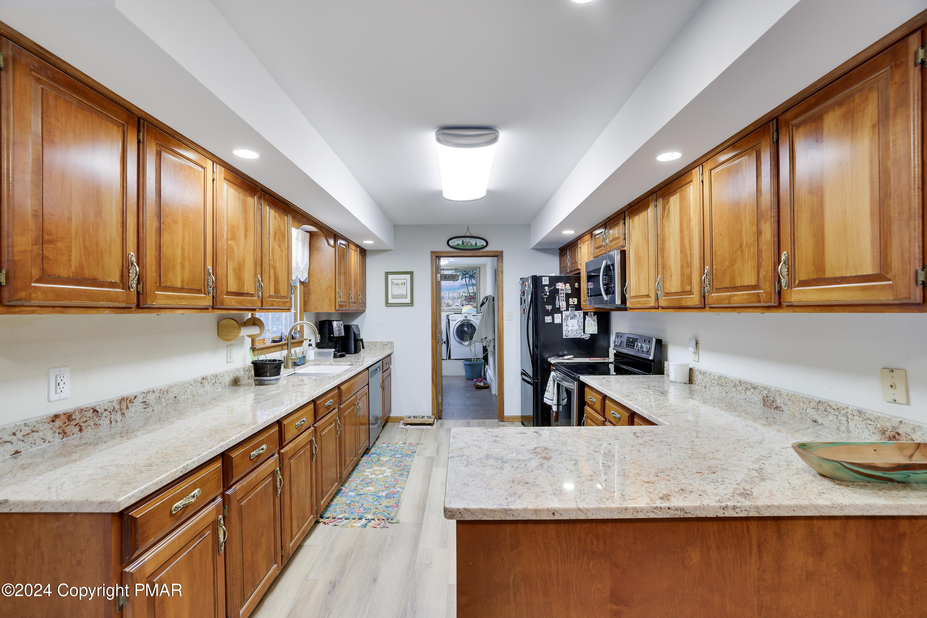 3158 Hemlock Hill Road, Pocono Pines, Pennsylvania image 14