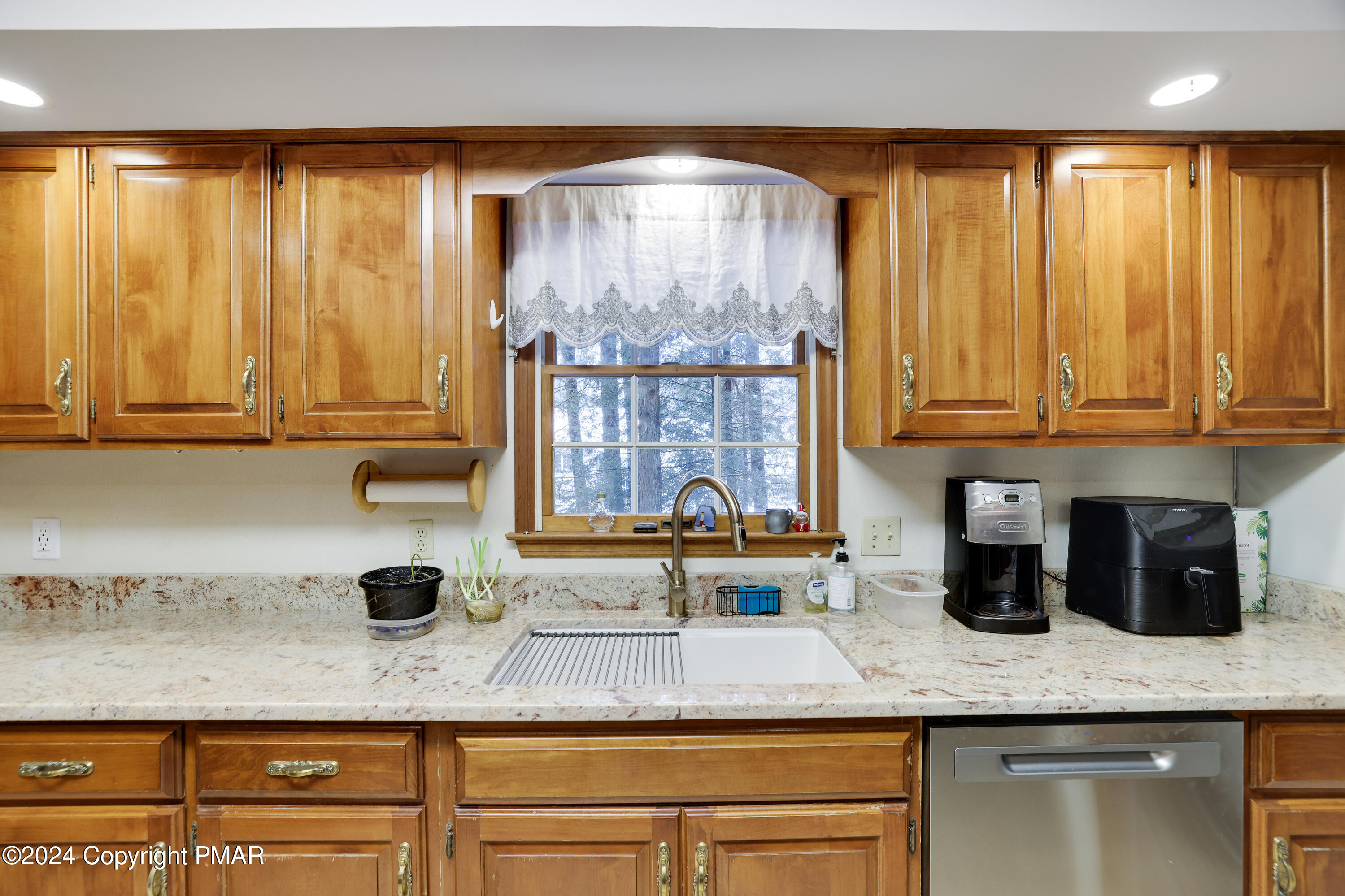 3158 Hemlock Hill Road, Pocono Pines, Pennsylvania image 15