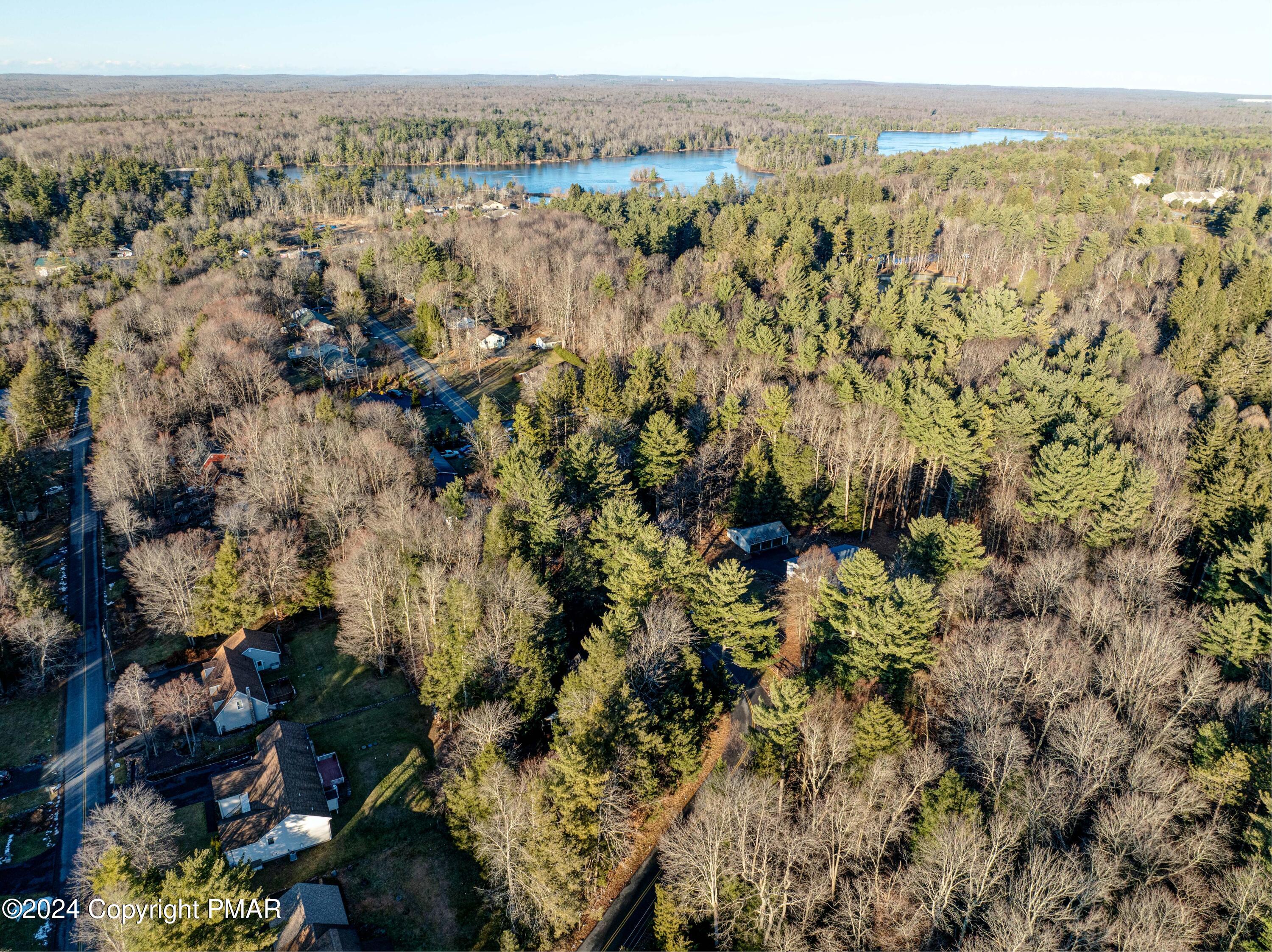 3158 Hemlock Hill Road, Pocono Pines, Pennsylvania image 34
