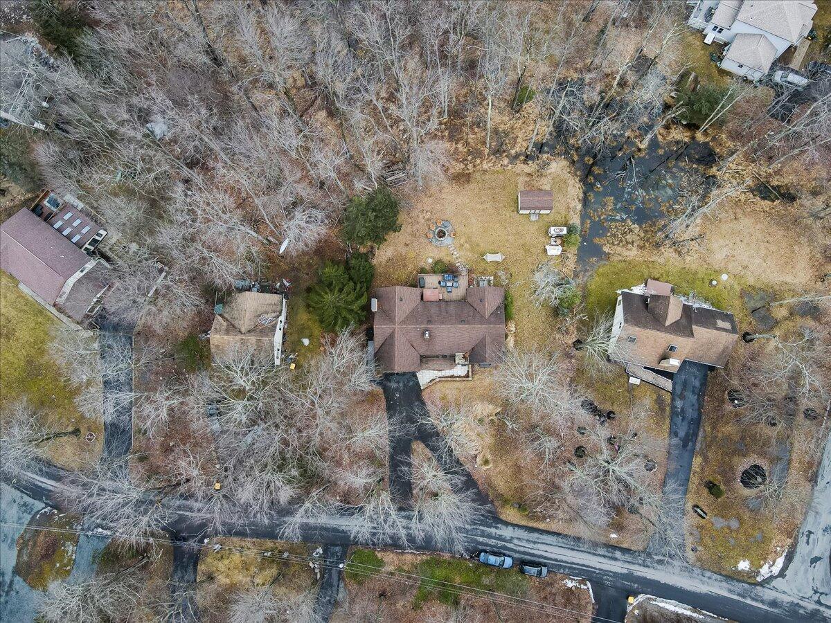 427 Stillwater Drive, Pocono Summit, Pennsylvania image 50