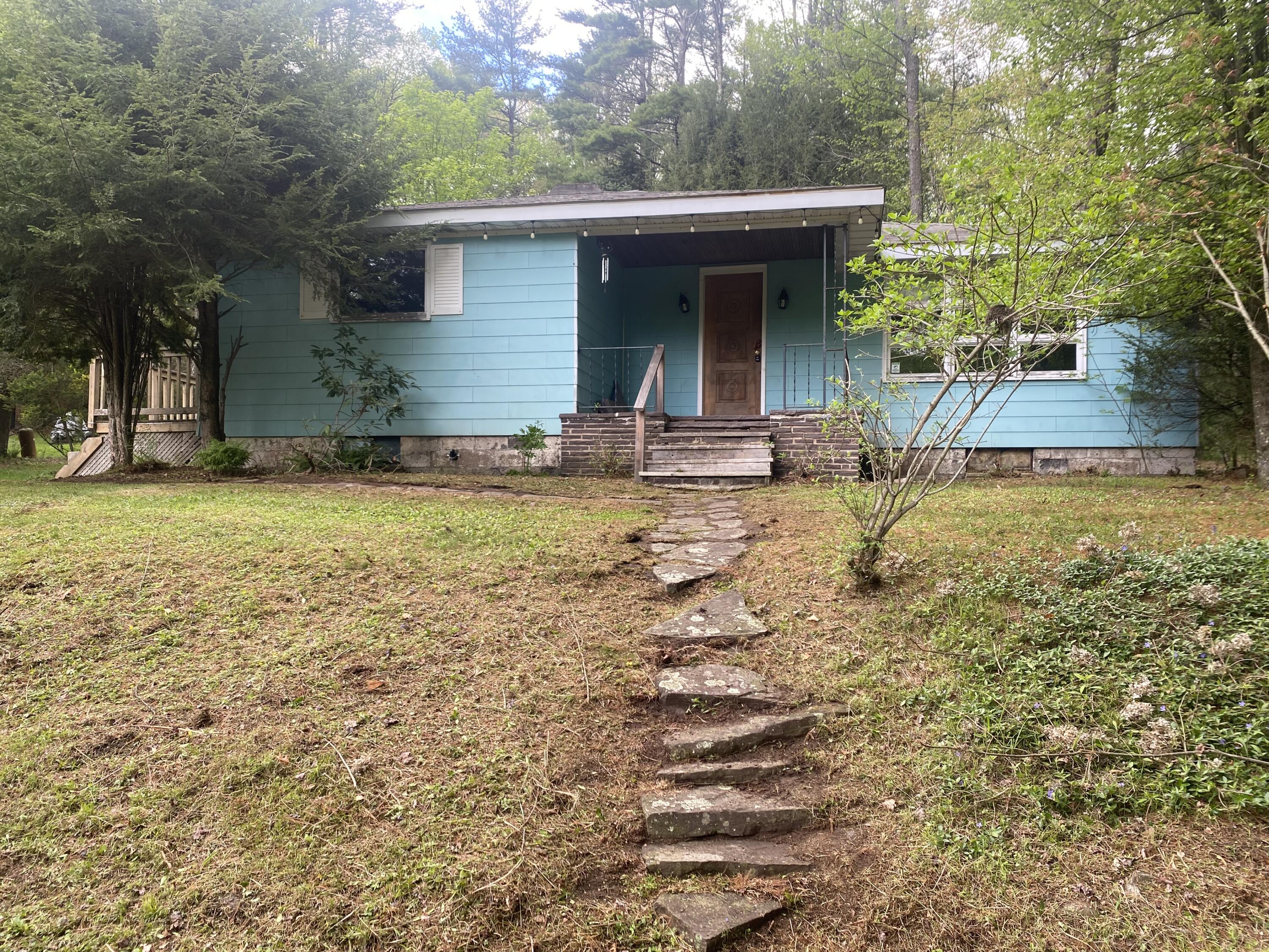 307 Rockport Road, Weatherly, Pennsylvania image 2