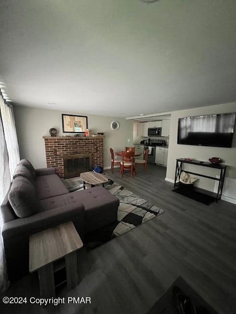 5146 Cresco Drive, Pocono Lake, Pennsylvania image 4
