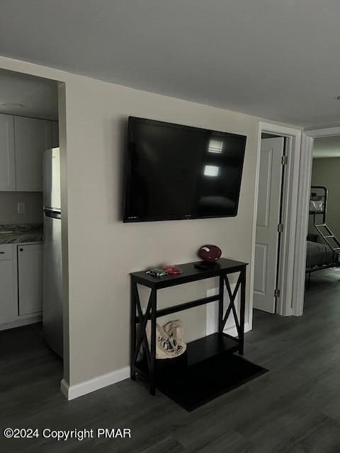 5146 Cresco Drive, Pocono Lake, Pennsylvania image 3