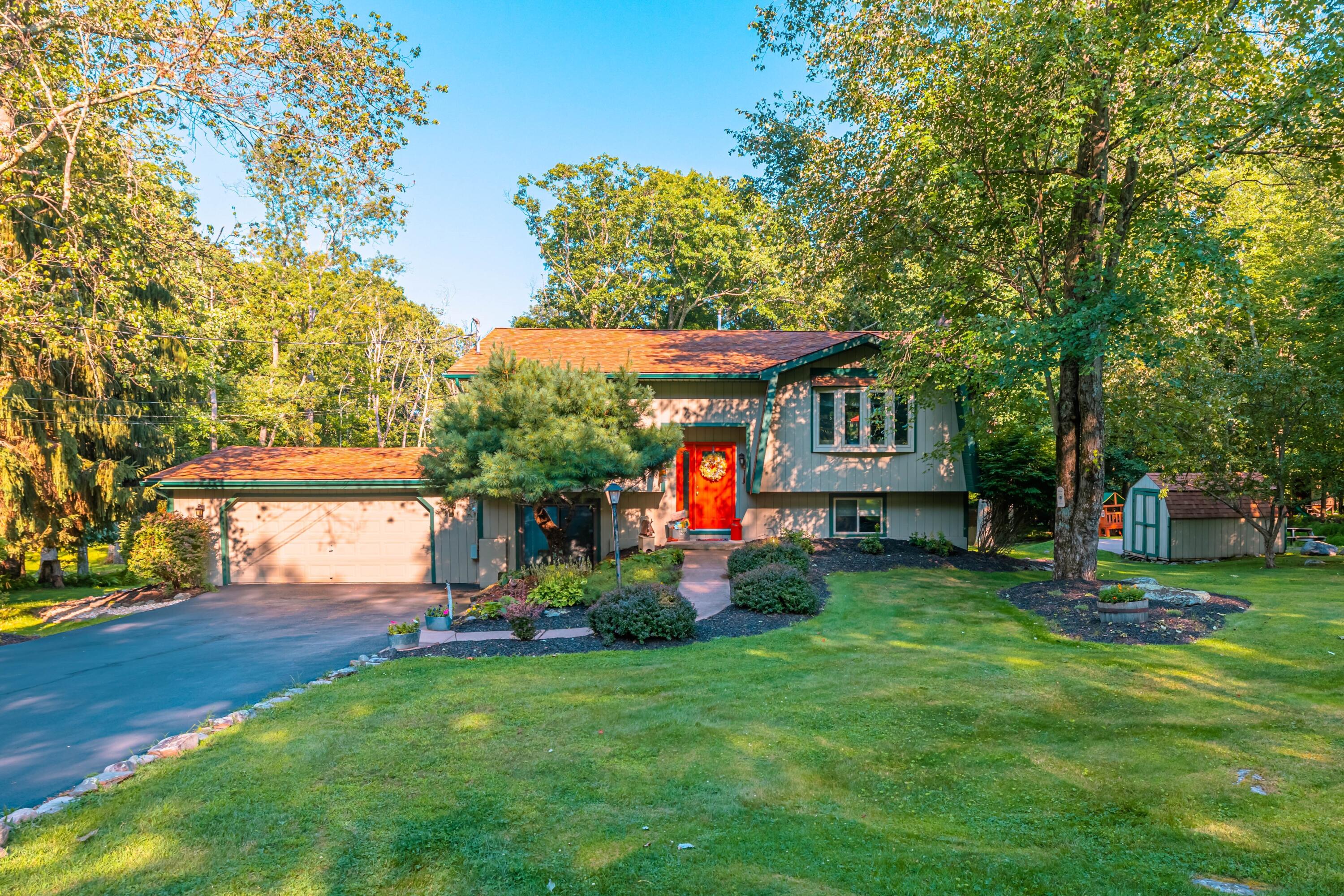 534 Seese Hill Road, Canadensis, Pennsylvania image 2