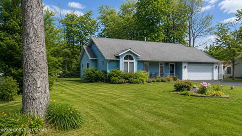 Homes For Sale - 3209 Evergreen Circle<br/> Tobyhanna, PA 18466