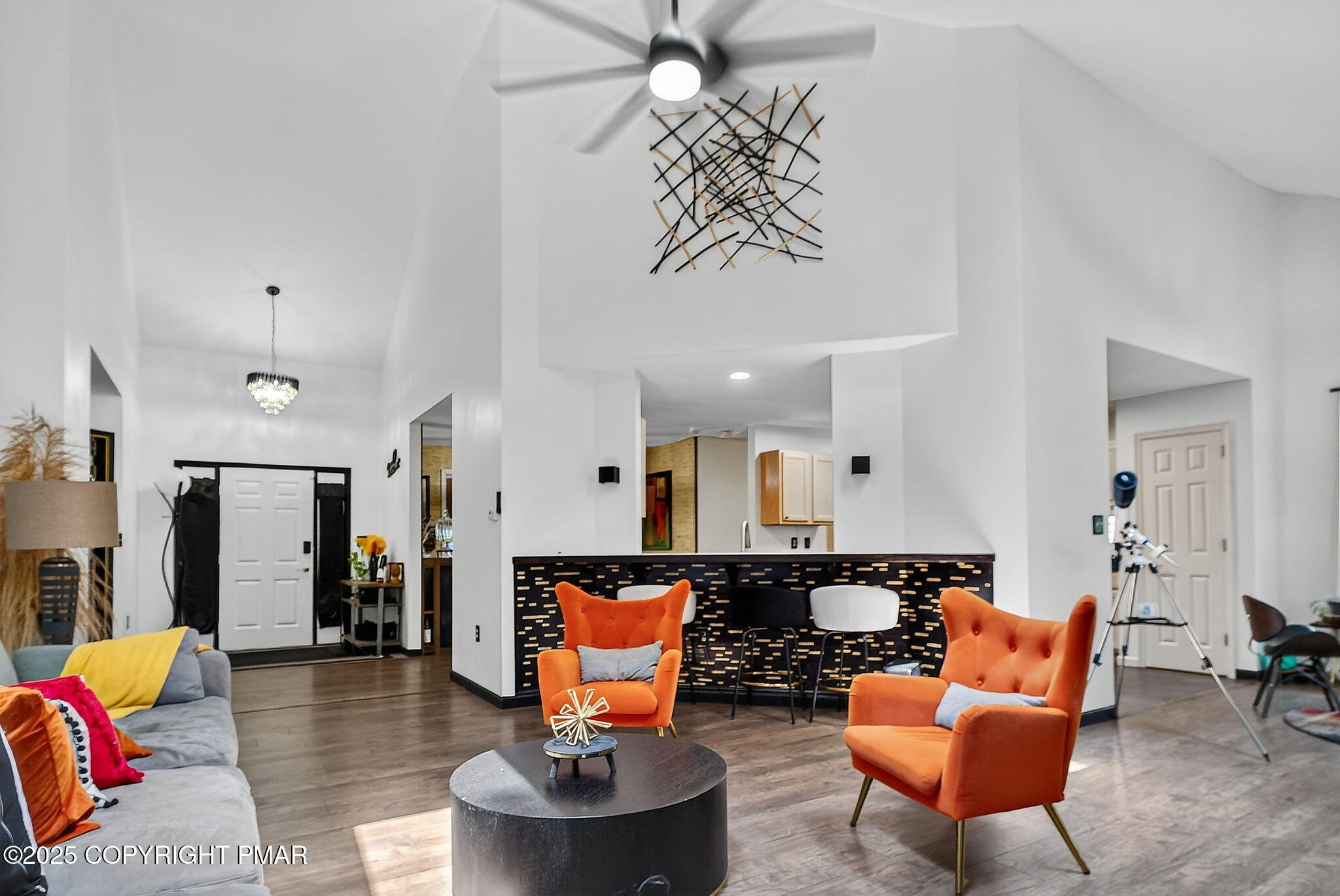 3246 Mountain View Drive