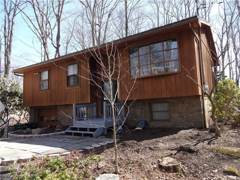 1123 Blackberry Road, Pocono Lake, Pennsylvania image 1