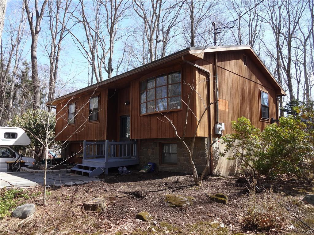 1123 Blackberry Road, Pocono Lake, Pennsylvania image 14