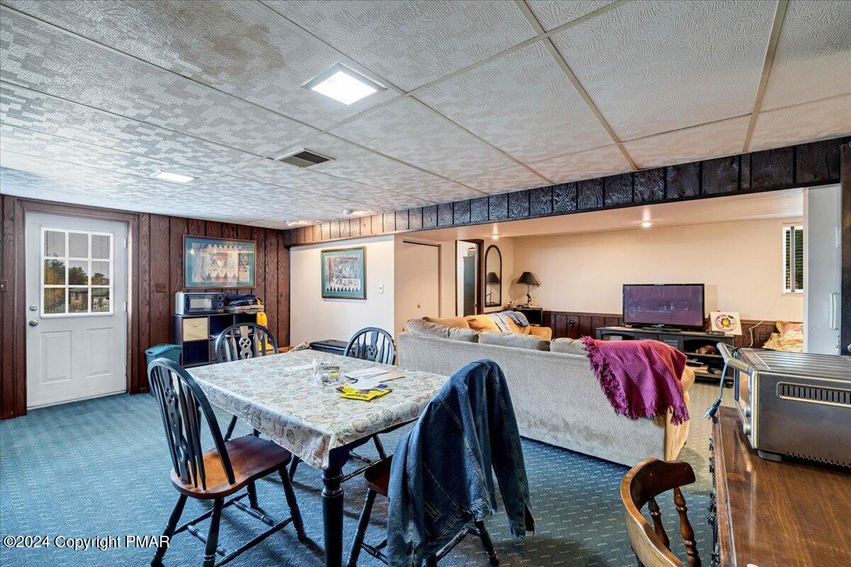 201 E Mary Street, Old Forge, Pennsylvania image 36