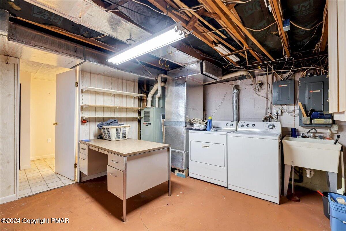 201 E Mary Street, Old Forge, Pennsylvania image 42