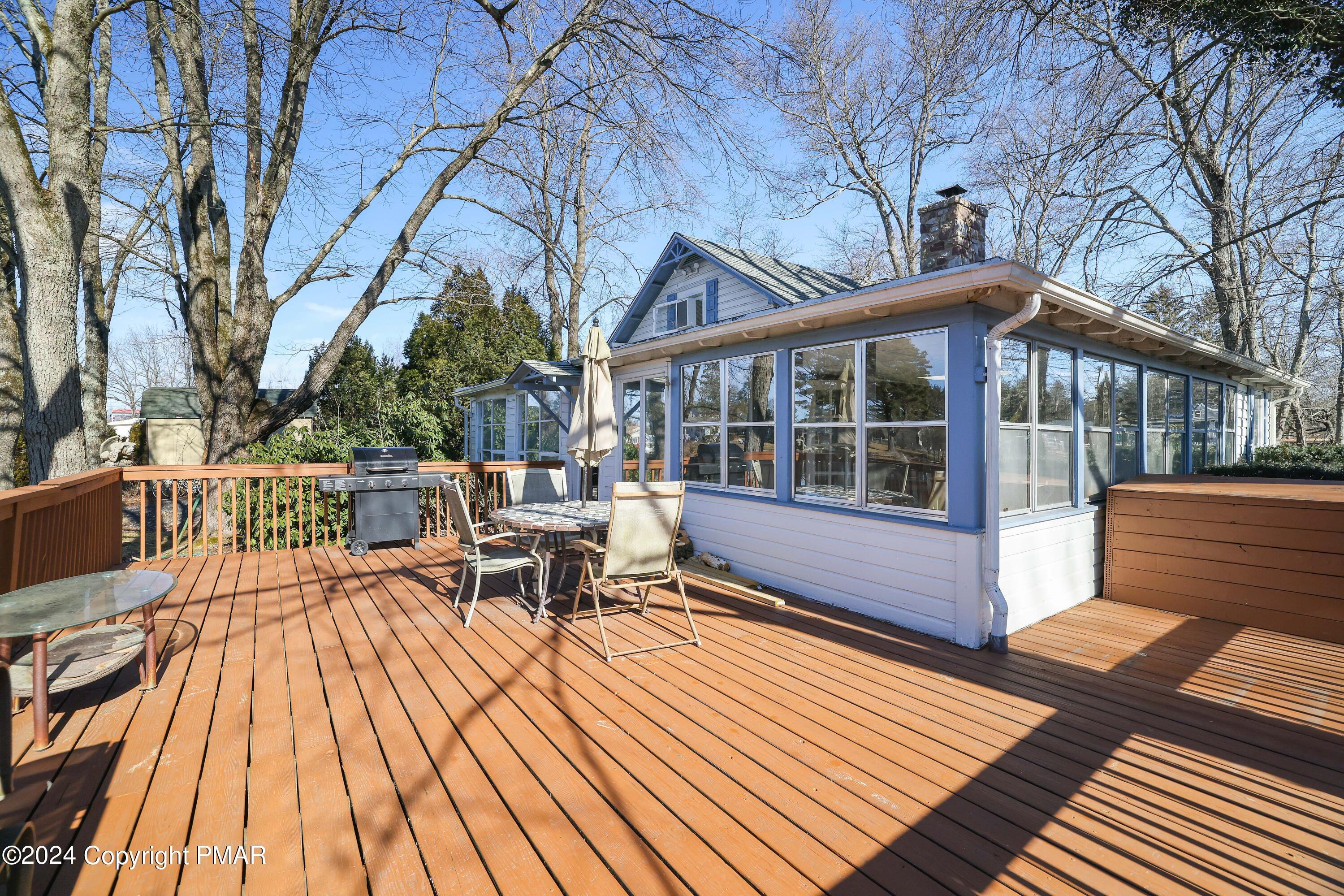 5703 Locust Lane, Kunkletown, Pennsylvania image 3