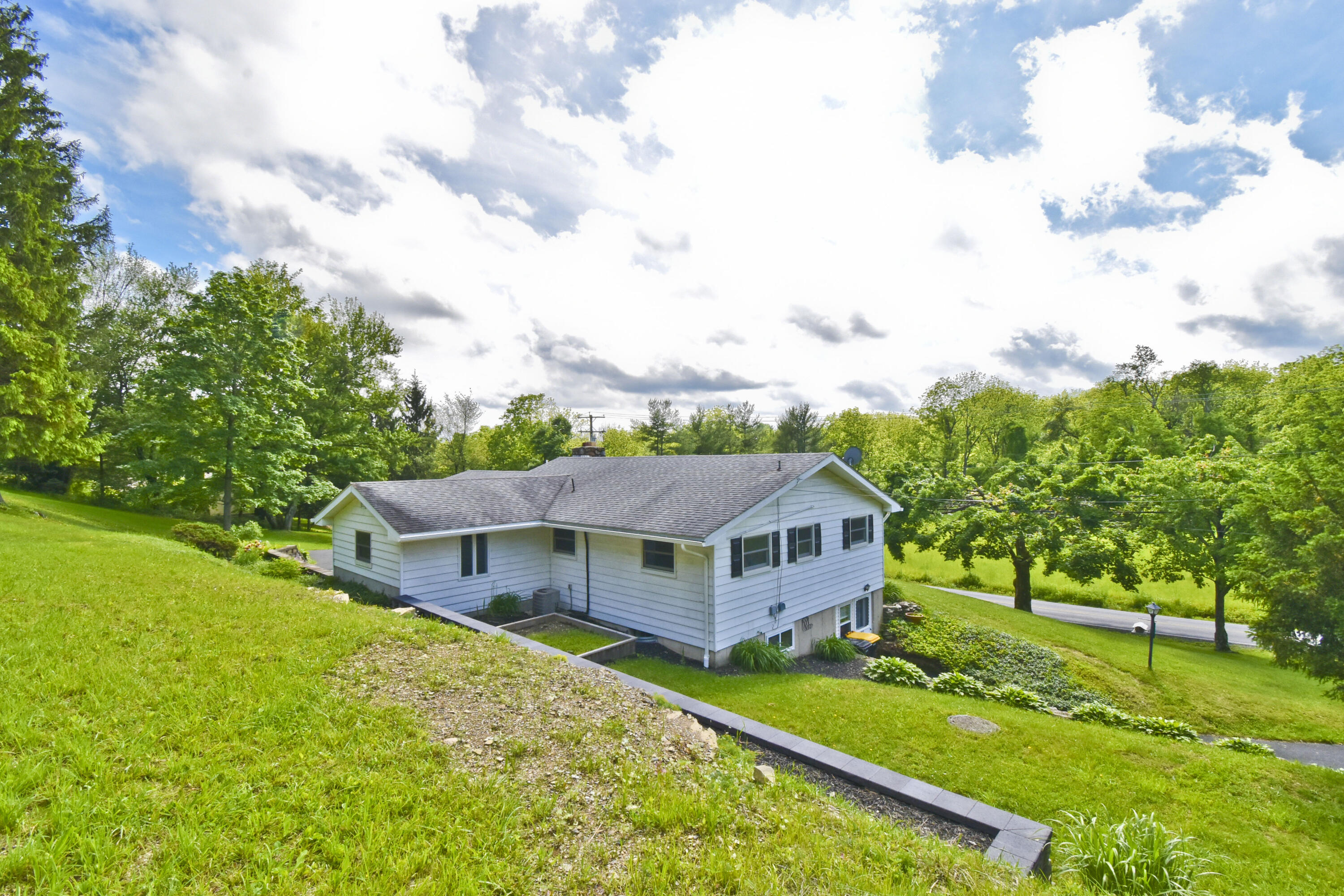 255-257 Orchard Road, Mount Bethel, Pennsylvania image 47