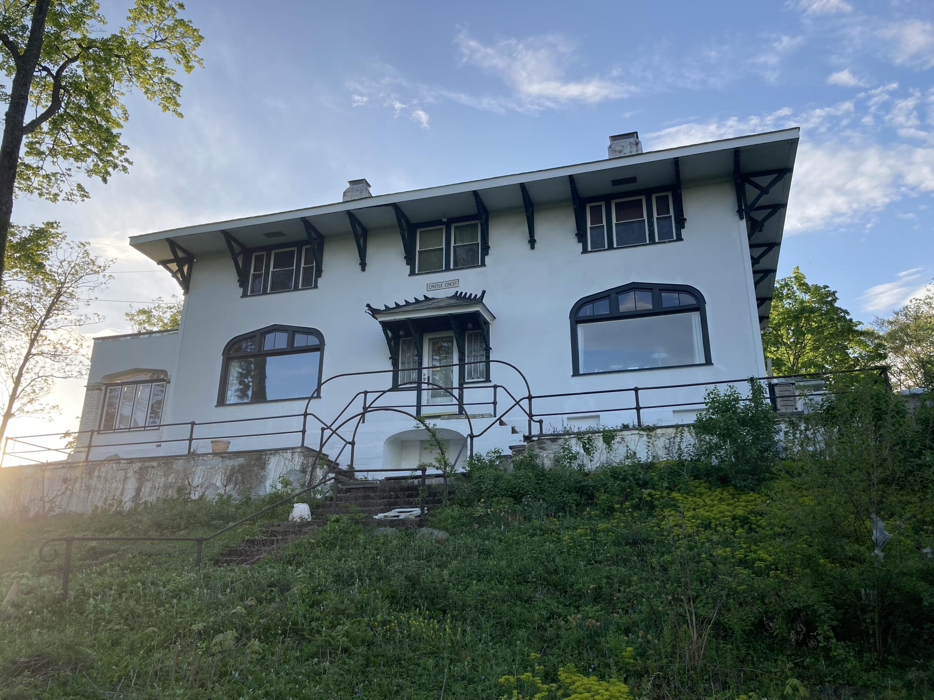 34 Waring Drive, Delaware Water Gap, Pennsylvania image 2