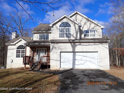 415 Underhill Drive Tamiment PA 18371