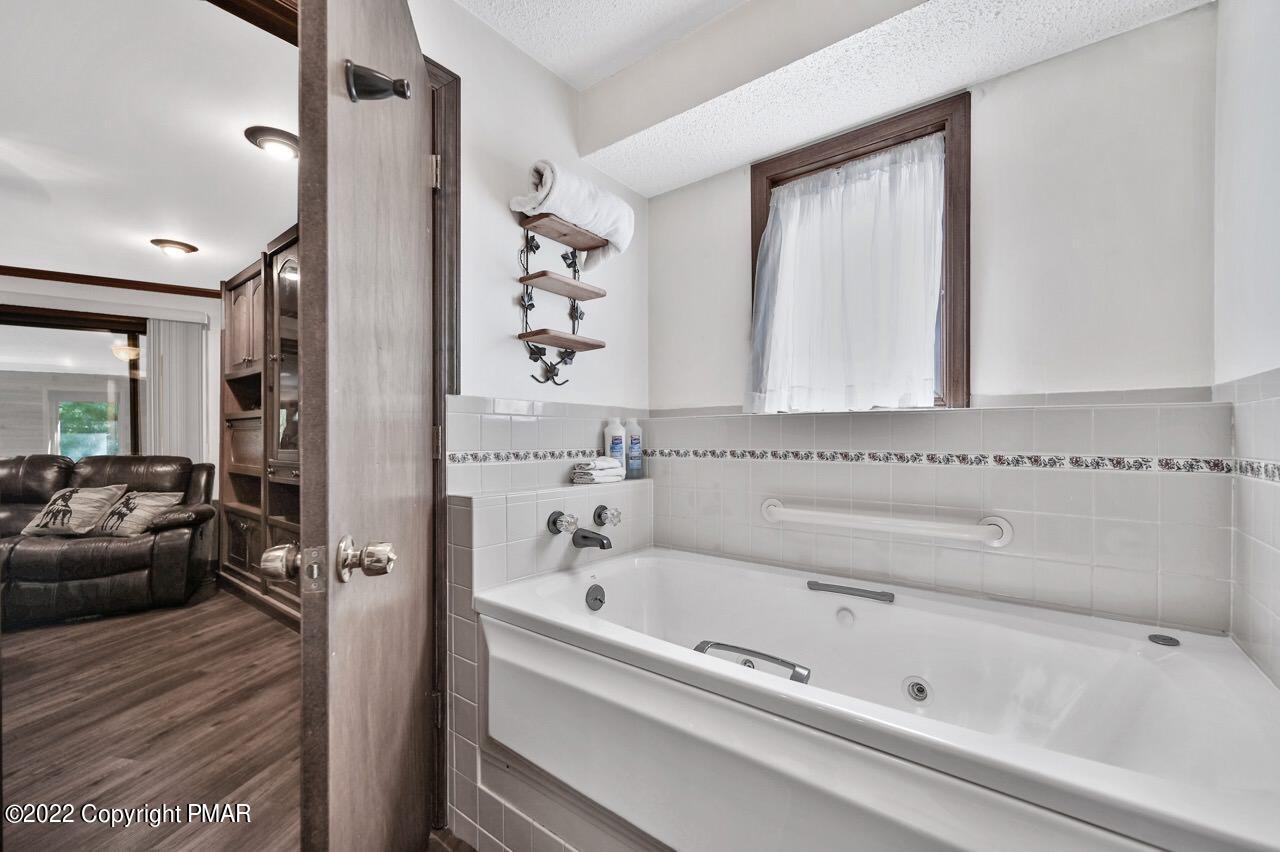 134 Moseywood Road, Lake Harmony, Pennsylvania image 36