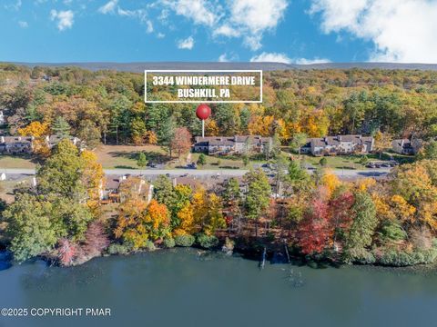 Townhouse For Sale - 3344 Windermere Drive<br/> Bushkill, PA 18324