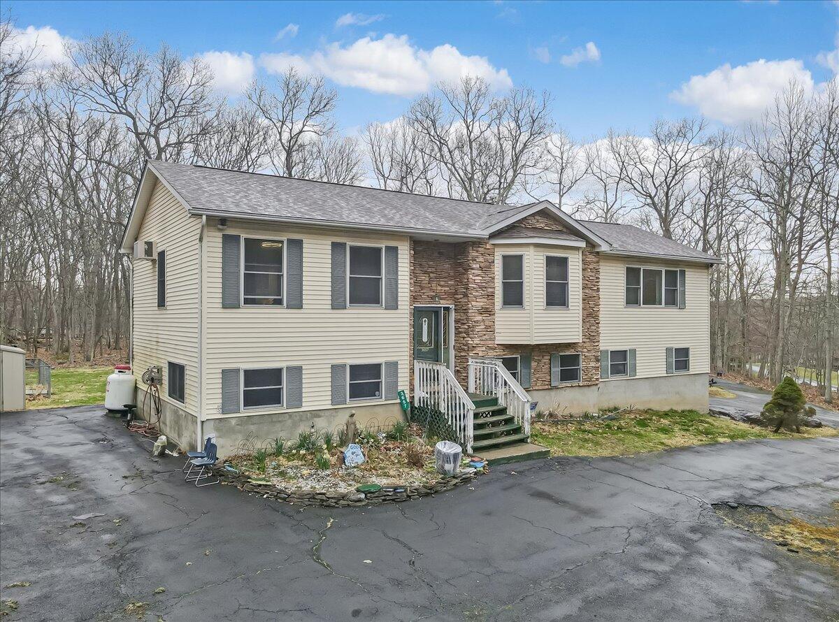 3657 Bristol Circle, East Stroudsburg, Pennsylvania image 3
