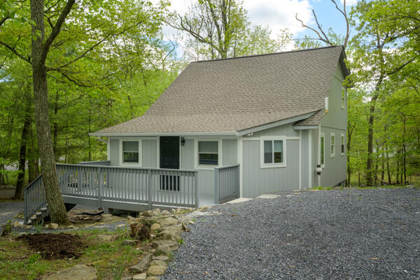 117 Clifton Drive, Bushkill, Pennsylvania image 1